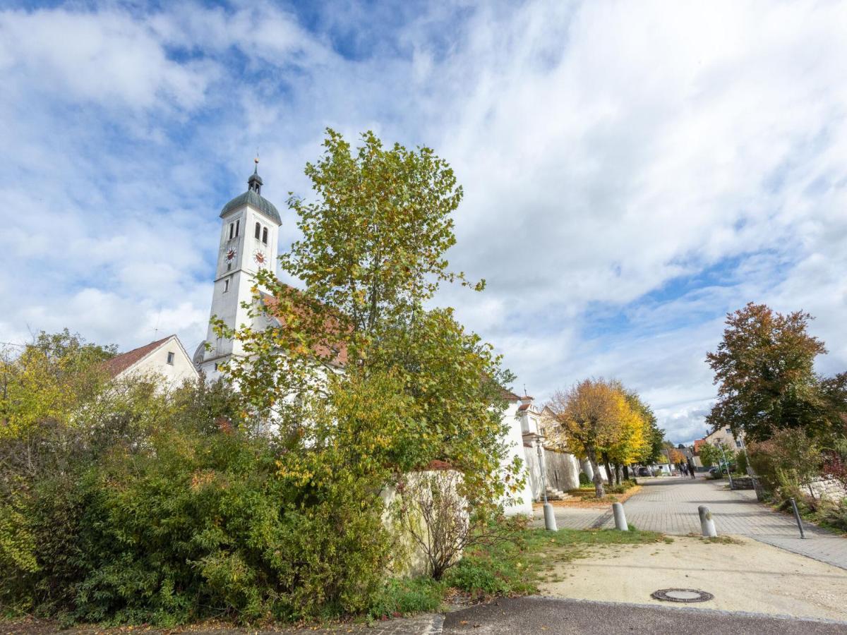 Apartment With Terrace In An Ideal Location Haunsheim エクステリア 写真