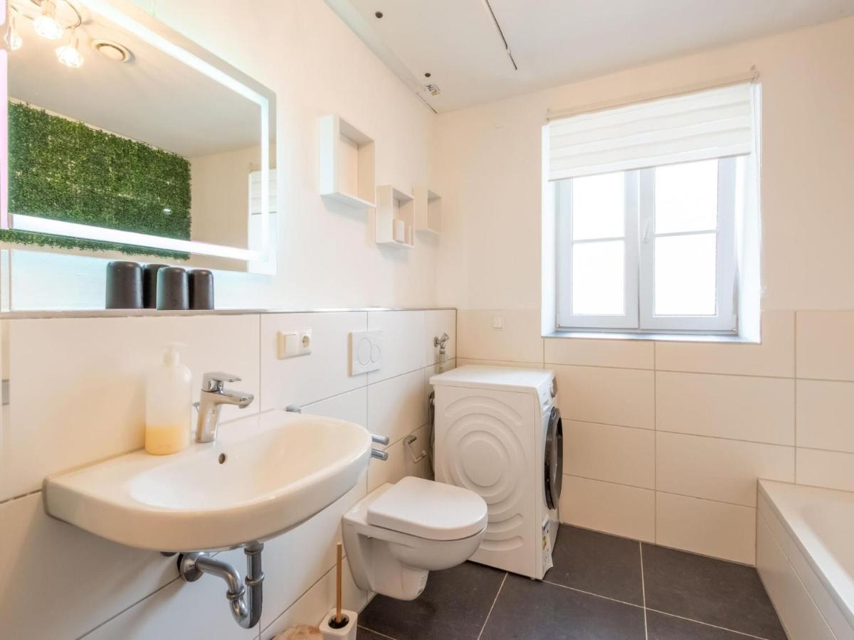 Apartment With Terrace In An Ideal Location Haunsheim エクステリア 写真