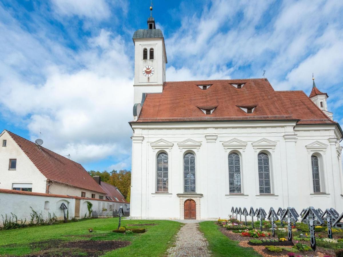 Apartment With Terrace In An Ideal Location Haunsheim エクステリア 写真