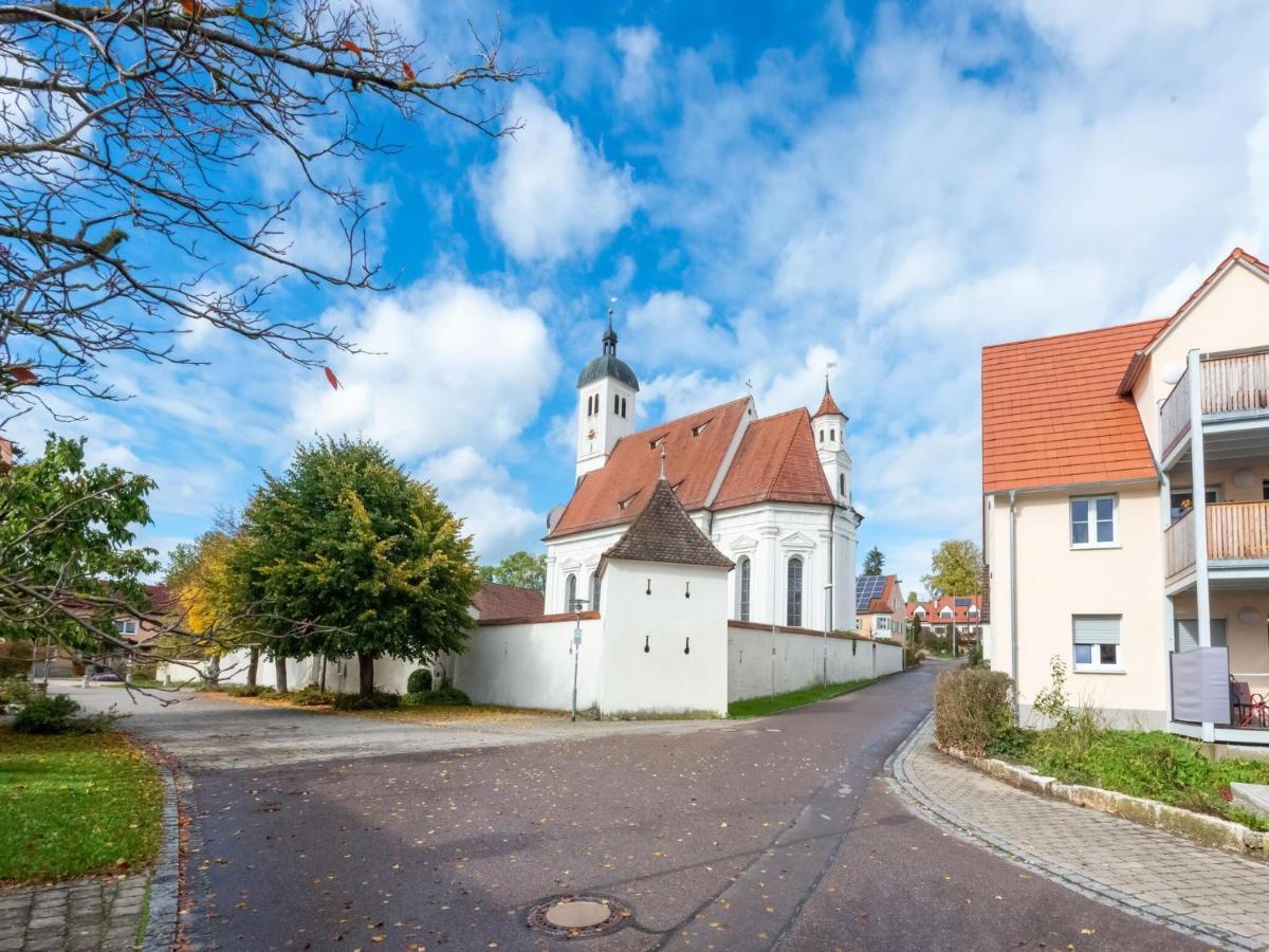 Apartment With Terrace In An Ideal Location Haunsheim エクステリア 写真
