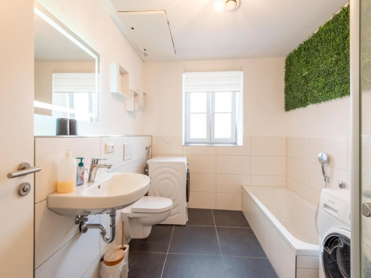 Apartment With Terrace In An Ideal Location Haunsheim エクステリア 写真